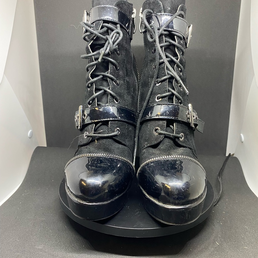 Azalea Wang Opera Black Lace-Up Ankle Boots with Patent Toe EUC Size 8.5